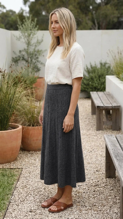 Chic and Comfortable Women's A-Line Midi Knit Skirt with Elastic Waist